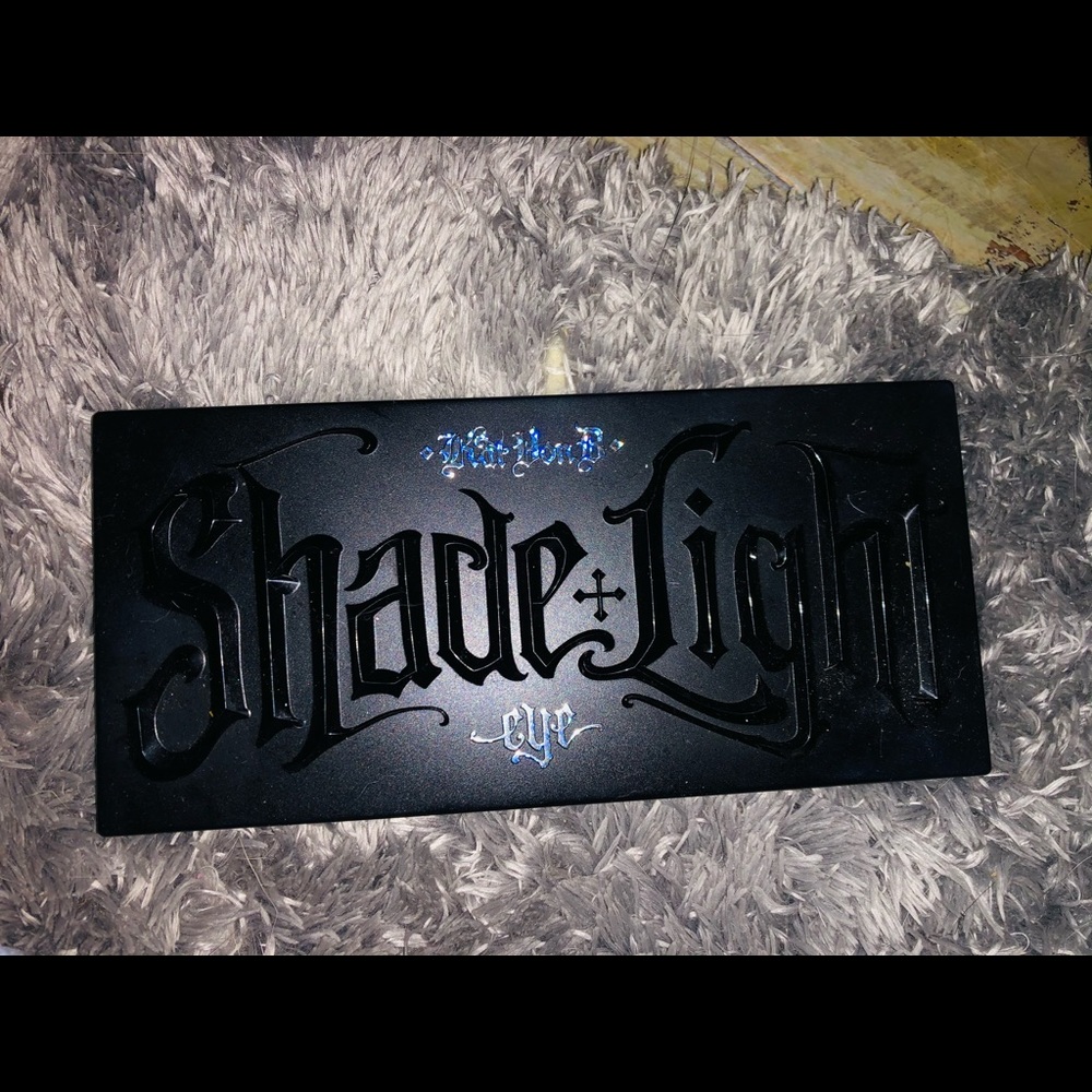 Kat VonD Shade Light Eye